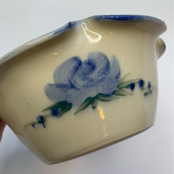 KOVAK POTTERY Bowl Blue Rose Ruffled Edge Seagrove NC Small Medium - Picture 2 of 6